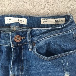 Bullhead Low Rise Slight-Distressed Skinny Jean